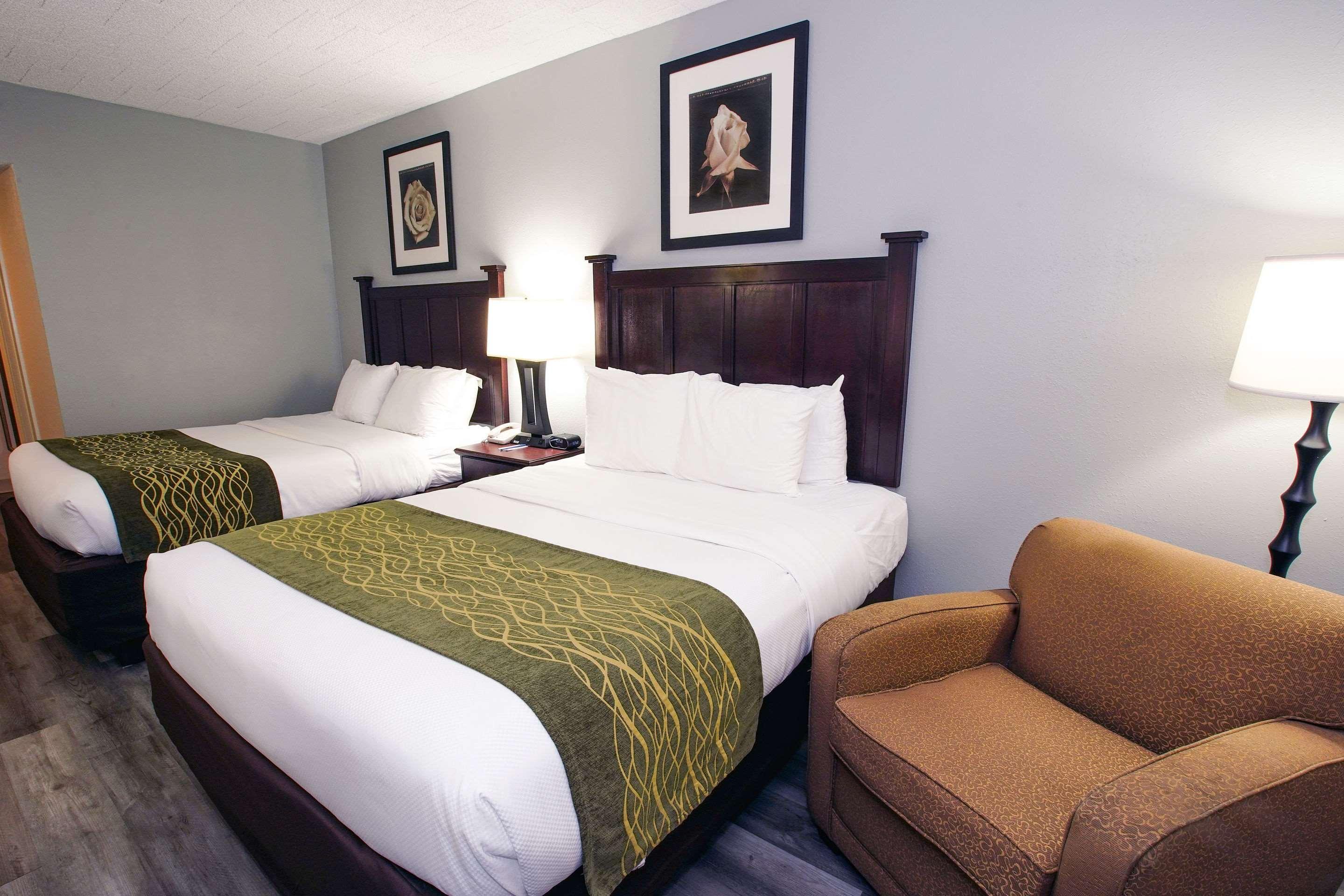 Best Western Paramus Hotel & Suites Екстериор снимка