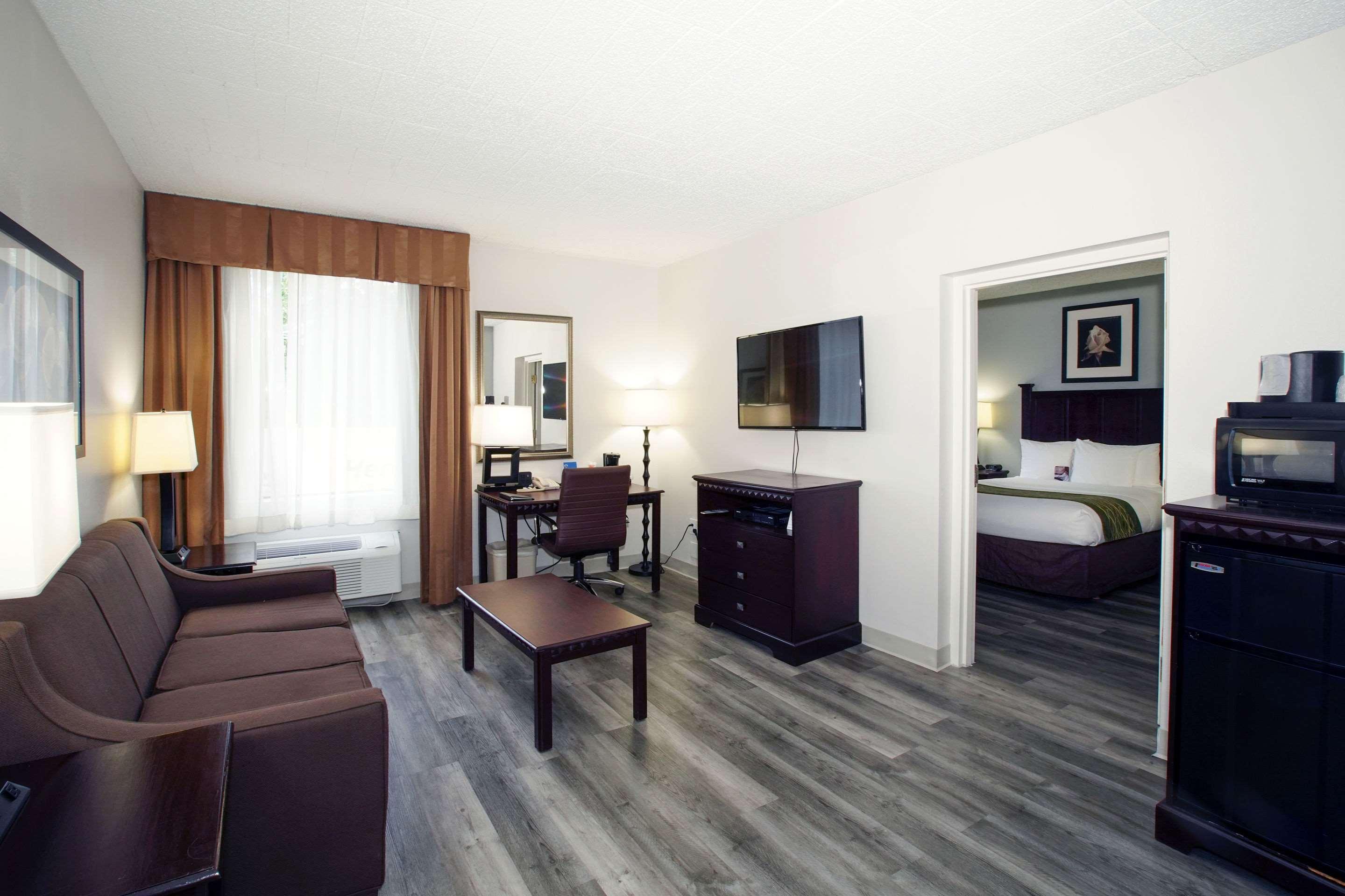 Best Western Paramus Hotel & Suites Екстериор снимка